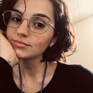 Meet your Posher, Beverly